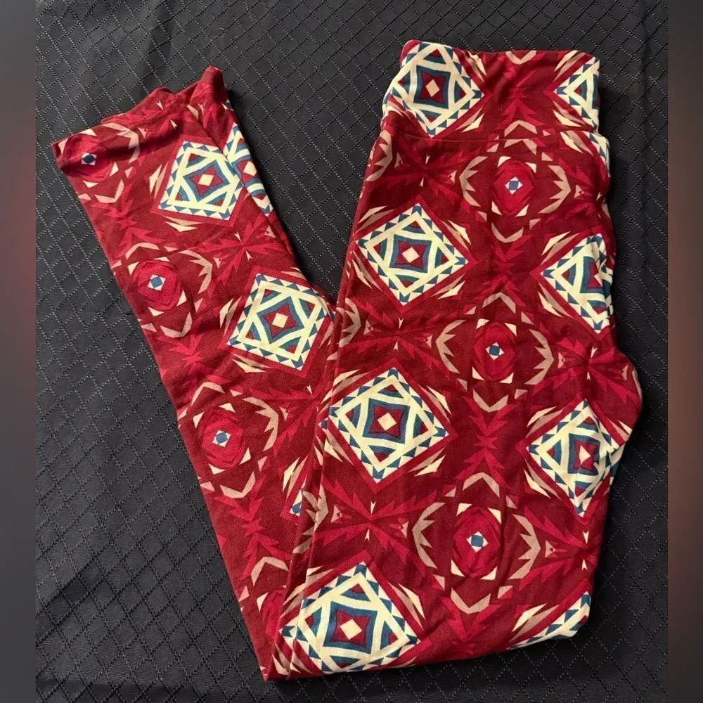 Geometric Red Leggings